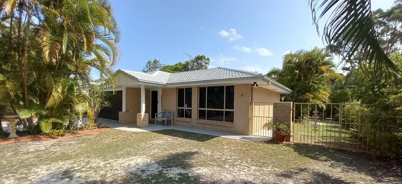 Cypress 36 Villa Rainbow Beach 0*,