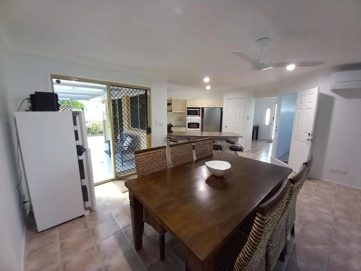 Cypress 36 Villa Rainbow Beach 0*,  Australia