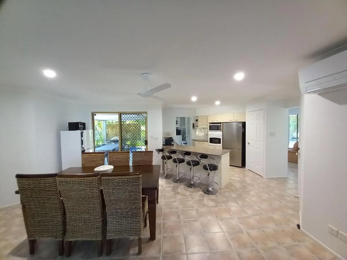 Cypress 36 Villa Rainbow Beach Australia